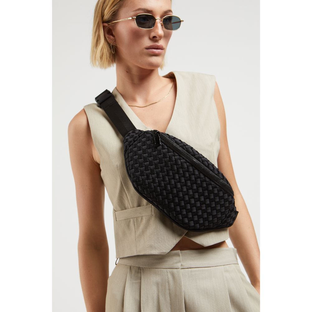 Sol & Selene Aim High Belt Bag
